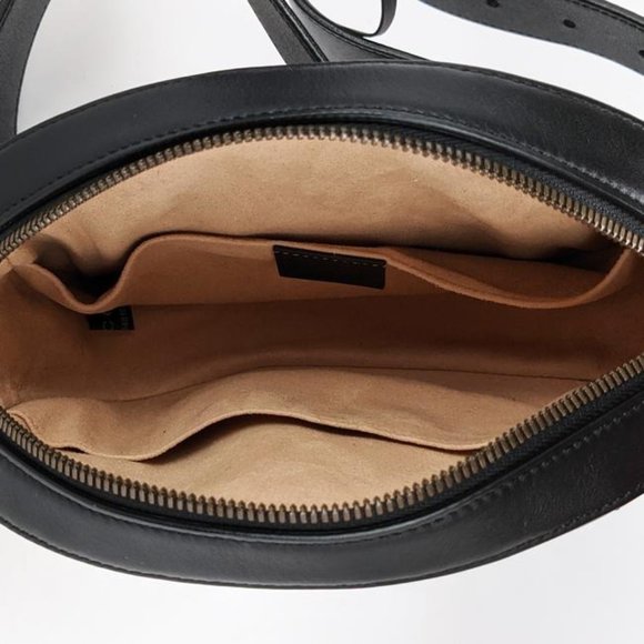 SOLD Gucci Gg Marmont Animal Stud Black Belt Bag - Picture 3 of 6